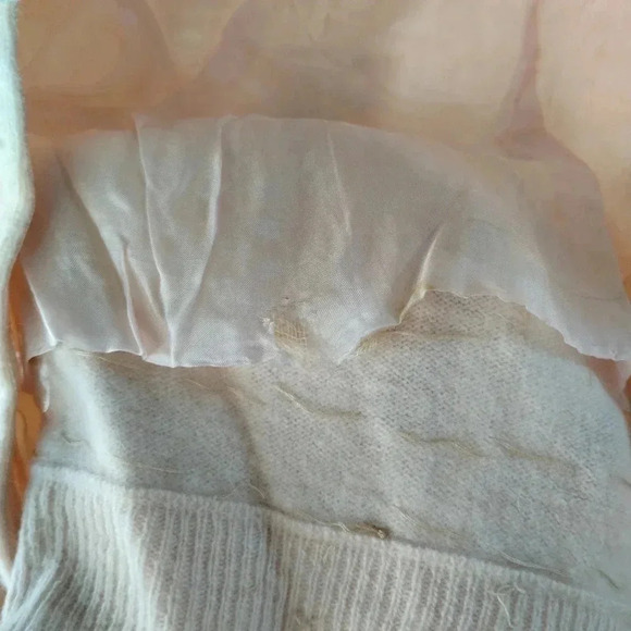 🤩HOST PICK🔥1950's Beaded Cashmere  sweater - Picture 11 of 14